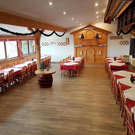 Turizem Pavlin Apartments Senturska Gora Esterno foto